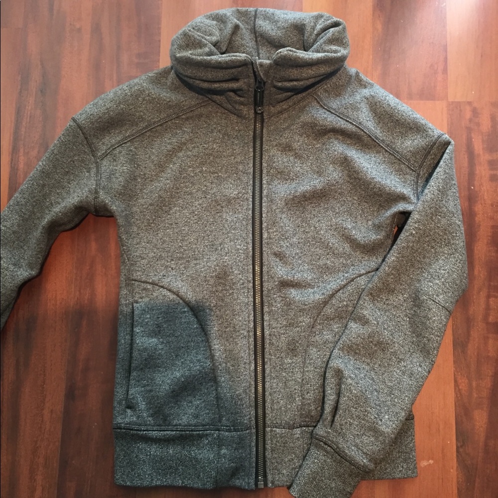 New Lululemon fleece jacket